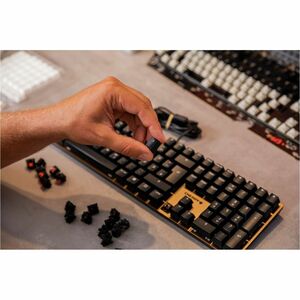 CHERRY KC 200 MX Teclado - Cabo Conectividade - USB tipo A Interface - Alemão - QWERTZ Layout - Preto, Bronze - Mecânica/M