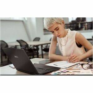 MSI Venture A16 AI+ A3HM Venture A16 AI+ A3HMG-018 40,6 cm (16 Zoll) Copilot+ PC Notebook - 2K - 120 Hz - AMD Ryzen AI 9 3