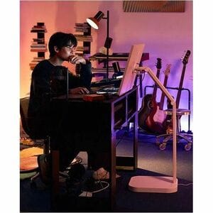 Monitor touchscreen LCD intelligente LG 32U889SA-W - 812,8 mm (32") Classe - 16:9 - 5 ms - 80 cm (31,5") Viewable - 3840 x