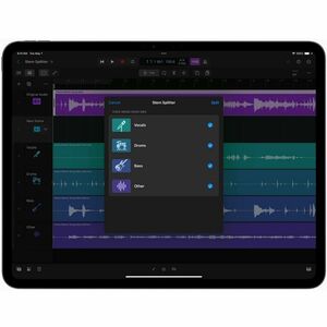 Apple iPad Pro (7th Generation) A2926 Tablet - 33 cm (13") - Apple M4 - 8 GB - 512 GB Storage - iPadOS 17 - 5G - Silver - 
