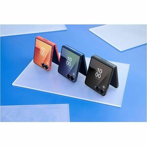 Samsung Galaxy Z Flip7 SM-F766B 512 GB Smartphone - 17.5 cm (6.9") Flexible Folding Screen Dynamic AMOLED 2X Full HD Plus 