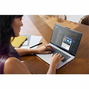 HP EliteBook X Flip G2i 14 inch Notebook Next Gen AI PC Wolf Pro Security Edition. Tipo di prodotto: Ibrido (2 in 1). Fami