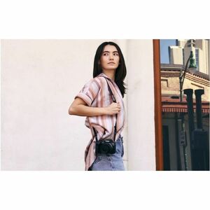 Canon EOS R10 24.2 Megapixel Mirrorless Camera with Lens - 0.71" - 5.91" - CMOS Sensor - Autofocus - 3" Touchscreen LCD - 