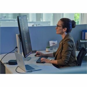 HP EliteBook 6 G1a 35.6 cm (14") Notebook - WUXGA - AMD Ryzen 5 230 - 16 GB - 512 GB SSD - Pike Silver - AMD Chip - 1920 x