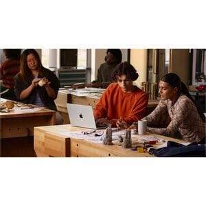 16-inch MacBook Pro: Apple M5 Max chip with 18-core CPU and 40-core GPU, 48GB, 2TB SSD - Silver