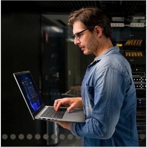 Asus ExpertBook P3 P3405 P3405CVA-LY0224XW 35.6 cm (14") Notebook - WUXGA - 144 Hz - Intel Core i7 - 16 GB - 512 GB SSD - 