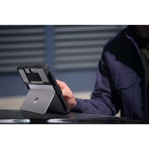 SURFACE GO 4 N200 / 8GB / 64GB WIN 11 NORDIC