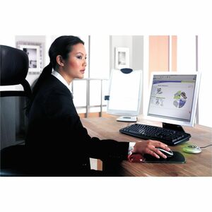 Kensington Duo Gel Wave Keyboard Wrist Rest - 479.4 mm Width x 88.9 mm Depth - Red, Black - Gel - Slip Resistant - 1 Each