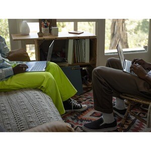 Microsoft Surface Laptop Go 31,5 cm (12,4 Zoll) Touchscreen Notebook - 1536 x 1024 - Intel Core i5 (10. Generation) i5-103