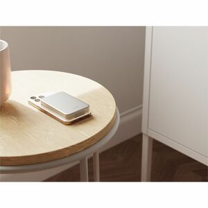 LINQ LQWPS082. Battery capacity: 8000 mAh, Wireless charging. Total output power: 5 W. Product colour: Silver