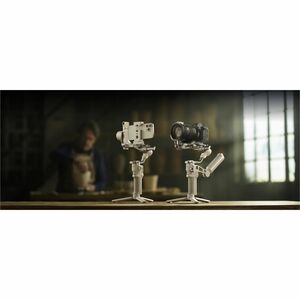DJI RS 4 Mini Handheld Gimbal with Pan/Tilt/Roll Head - 2 kg Load Capacity - Aluminium Alloy