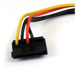 StarTech.com Adapterkabel - 15,24 cm - für Festplatte - SATA / LP4 - 1 Stück