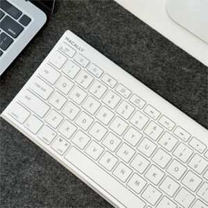Macally Ultra-slim USB Wired Keyboard for Mac (White) - Cable Connectivity - USB Interface - 110 Key(s) - Windows, Mac OS 