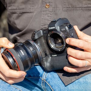 Canon Lens Adapter for Camera - Front Mount