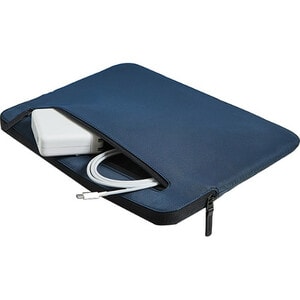 Incase Compact Sleeve in Flight Nylon for 13-inch MacBook Pro Retina / Pro - Thunderbolt 3 (USB-C) and 13-inch MacBook Air