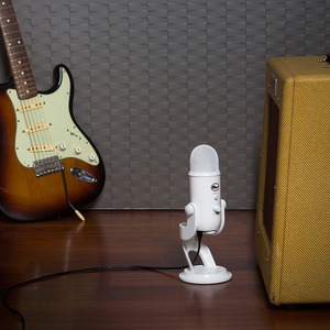 Blue Yeti Wired Condenser Microphone - Stereo - 20 Hz to 20 kHz - Cardioid, Bi-directional, Omni-directional - Desktop, St