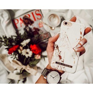 IDEAL FASHION CASE IPHONE 6/6S/7/8/SE CARRARA GOLD