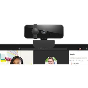 Webcam Lenovo Essential - 2 Mégapixels - Noir - USB 2.0 - 1 - Vidéo 1920 x 1080 - CMOS - Focus Manuel - Microphone - Porta