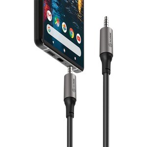 2M ULTRA 3.5MM (MALE) TO 3.5MM (MALE) AUDIO CABLE