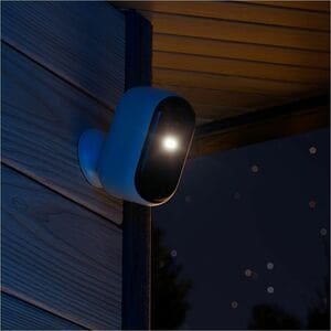 Arlo Essential Outdoor 2K Surveillance Camera - Colour - 2 - White - Colour Night Vision - 2560 x 1440 - Weather Resistant