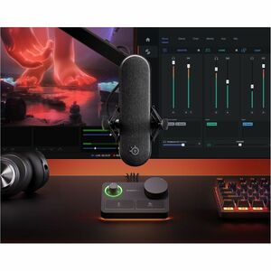SteelSeries Alias Pro Wired Noise Cancelling, Condenser Microphone for Studio, Gaming, Broadcasting, Podcasting, Live Stre