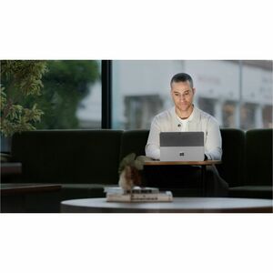 Microsoft Surface Pro 10 Tablet - 33 cm (13 Zoll) - vPro-Technologie - 16 GB Speicher - 256 GB SSD - Windows 11 Pro - Core