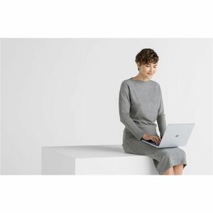 Surface Laptop 6 for Business 15" - Ultra 7 165H - 16GB RAM - 256GB SSD - Platinum - Windows 11 Pro