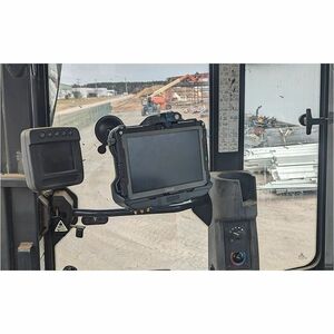 Gamber-Johnson Suction Cup for Handheld Device, Tablet, Dock - 2.27 kg Load Capacity