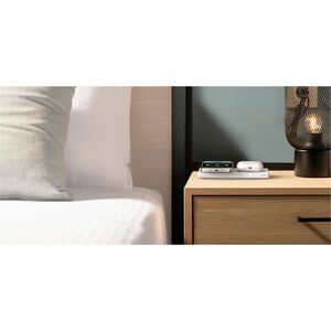 Belkin MagSafe 2-in-1 Wireless Charger, Pink