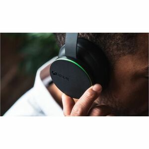 Microsoft Wireless Over-the-ear Stereo Gaming Headset - Black - Binaural - Circumaural - Bluetooth - 32 Ohm - 20 Hz to 20 