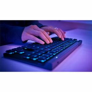 Logitech G G515 LIGHTSPEED TKL 游戏键盘 - 有线/无线 连接 - A 型 USB 接口 - RGB LED - 黑 - 蓝牙 - 87 Key(s) - Windows 10, Mac OS X 12.0 Mon
