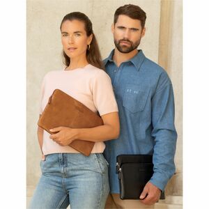dbramante1928 ApS Skagen Pro Carrying Case for 33 cm (13") Apple Tablet, MacBook Air, MacBook Pro - Tan - Impact Resistant