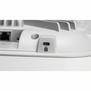 Lancom LX-7200E Triband Wi-Fi 7 IEEE 802.11 a/b/g/n/ac/ax/be 9,30 Gbit/s Drahtloser Access Point - 2,40 GHz, 5 GHz, 6 GHz 
