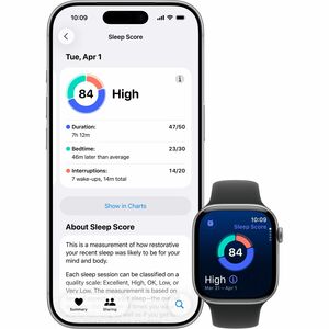 Watch Series 11�GPS�42mm�Space Grey Aluminium Case with Black Sport Band - S/M