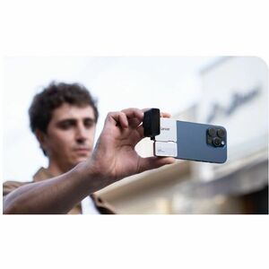 Lexar Professional 2 TB 便携式 固态硬盘 - 外置 - iPhone, 智能电话 设备支持 - USB 3.2 (Gen 2) Type C - 1050 MB/s 最大读取传输速率 - 5 年 保修