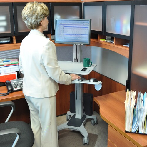 Ergotron WorkFit-C Höhenverstellbar Computerständer - Bildschirmgr�ße: Bis zu 30 Zoll (76,20 cm) - 12,25 kg TragfähigkeitD