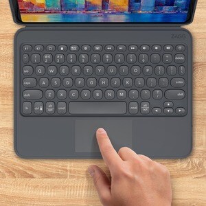 Tastiera ZAGG Pro KeysCon cavo/wireless Connettività - Proprietario Interfaccia - TouchPad - Italiano - Nero, Grigio - Blu