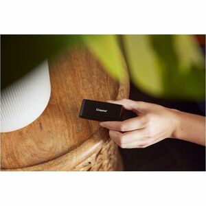 Kingston Tragbar Solid State-Laufwerk - Extern - 1 TB - USB 3.2 (Gen 2) - 1050 MB/s Maximale Lesegeschwindigkeit