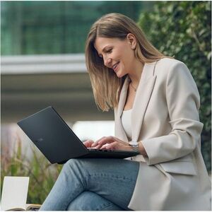 ASUS ExpertBook B1 B1503CVA-S71412X. Type de produit: Ordinateur portable, Format: Clapet. Famille de processeur: Intel® C