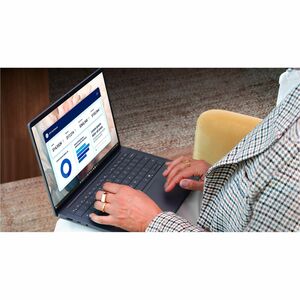 Dell Pro 13 Premium PA13250 33,8 cm (13,3 Zoll) Touchscreen Copilot+ PC Notebook - QHD+ - 60 Hz - Intel Core Ultra 7 268V 