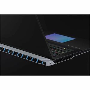 MSI Titan 18 HX AI A2XW Titan 18 HX AI A2XWIG-616US 18" Gaming Notebook - UHD+ - 120 Hz - Intel Core Ultra 9 285HX - 64 GB