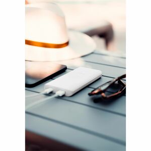 Xtorm Go2 Power Bank - Ash White - 10000 mAh - 15 W - Ash White