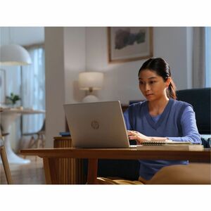 HP OmniBook 5 NGAI 16 Windows 11 Home 16in Qualcomm Snapdragon 16GB RAM 512GB SSD 2K Glacier silver