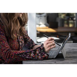 Tastiera ZAGG Pro KeysCon cavo/wireless Connettività - Proprietario Interfaccia - TouchPad - Italiano - Nero, Grigio - Blu