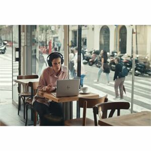 Portátil - HP EliteBook 840 G11 35.6cm (14") Pantalla Táctil - WUXGA - Intel Core Ultra 7 155U - Tecnología vPro - 16GB - 