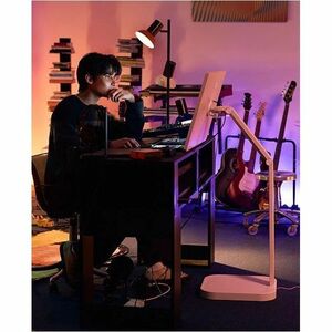 LG 32U889SA-W 32" Class Smart LCD Touchscreen Monitor - 16:9 - 5 ms - 31.5" Viewable - 3840 x 2160 - 4K UHD - In-plane Swi