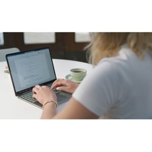 Microsoft Surface Laptop 5 34.3 cm (13.5") Ecrã tátil Notebook - Intel Core i5 - 8 GB - 256 GB SSD - Platina - Intel Chip 