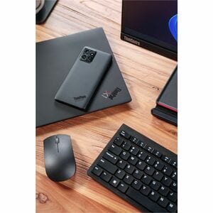 All-in-One-PC Lenovo ThinkCentre M90a Pro Gen 4 12JM0026MZ - Intel Core i7 13. Gen. i7-13700 - vPro-Technologie - 32 GB - 