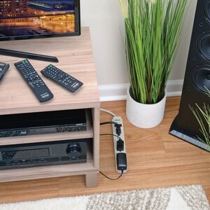 Tripp Lite by Eaton Protect It! 6-Outlet Surge Protector, 6 ft. (1.83 m) Cord, 790 Joules, Diagnostic LED, TAA - NEMA 5-15