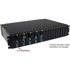 StarTech.com Gigabit Ethernet Single Mode Fiber Media Converter SC 40 km - 1000 Mbps - Supports standalone operation; or i